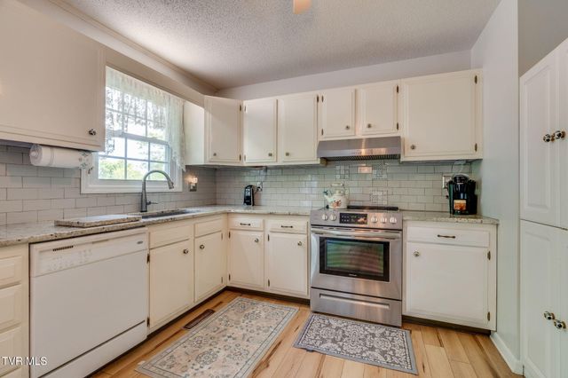 258 Overhill Drive, Jonesborough, TN 37659