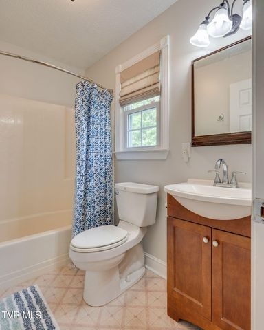 258 Overhill Drive, Jonesborough, TN 37659