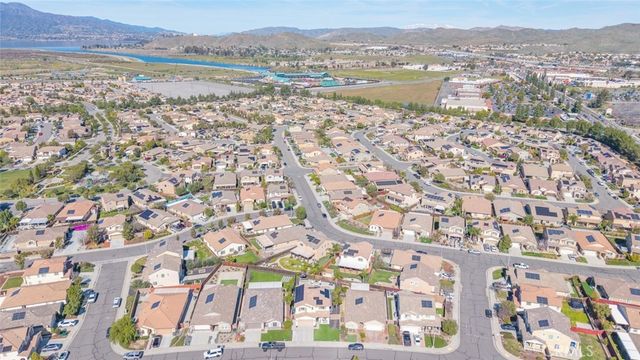 29522 Mascot, Lake Elsinore, CA 92530