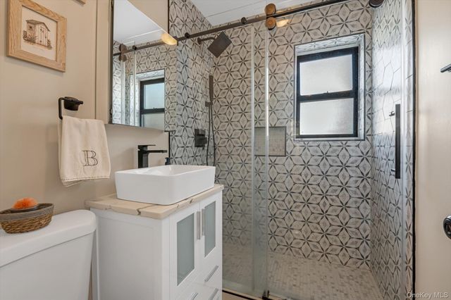 65 W Broadway 6A, Long Beach, NY 11561