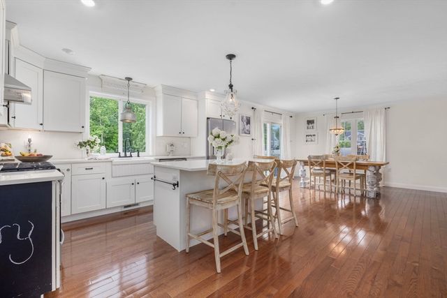 1531 County, Attleboro, MA 02703