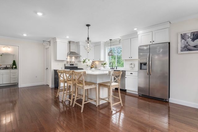 1531 County, Attleboro, MA 02703