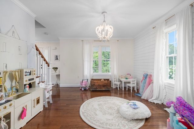 1531 County, Attleboro, MA 02703
