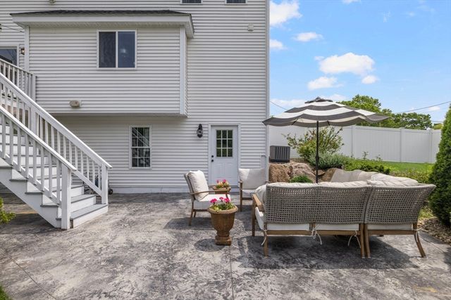 1531 County, Attleboro, MA 02703