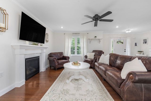 1531 County, Attleboro, MA 02703