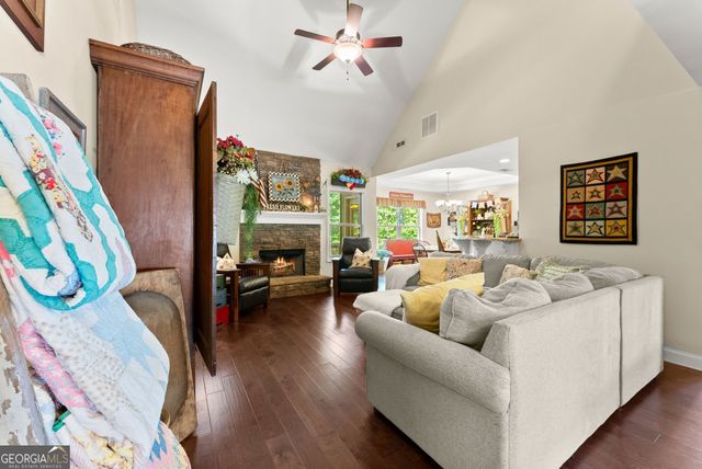 170 Fair Oaks Court, Commerce, GA 30529