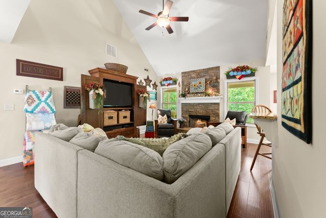 170 Fair Oaks Court, Commerce, GA 30529