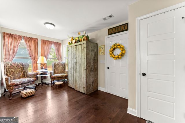 170 Fair Oaks Court, Commerce, GA 30529