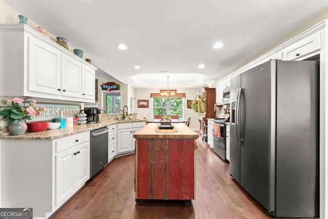 170 Fair Oaks Court, Commerce, GA 30529