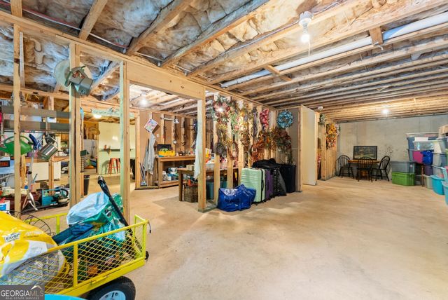 170 Fair Oaks Court, Commerce, GA 30529