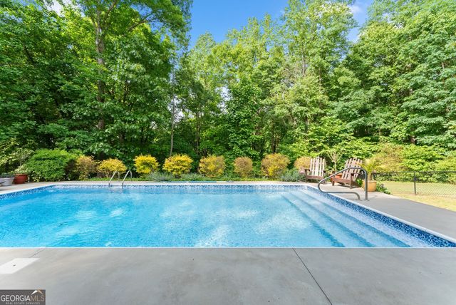 170 Fair Oaks Court, Commerce, GA 30529