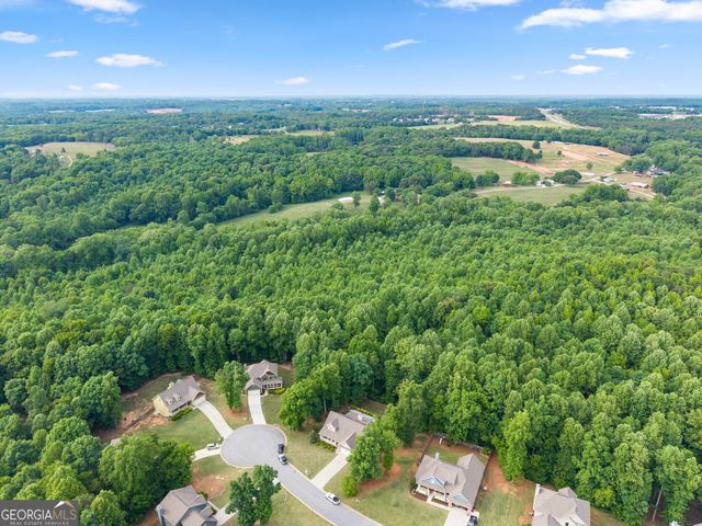 170 Fair Oaks Court, Commerce, GA 30529