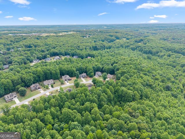 170 Fair Oaks Court, Commerce, GA 30529