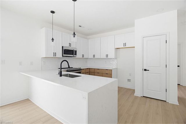 2219 Bradley Street, Greensboro, NC 27406