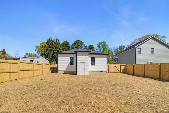 2219 Bradley Street, Greensboro, NC 27406