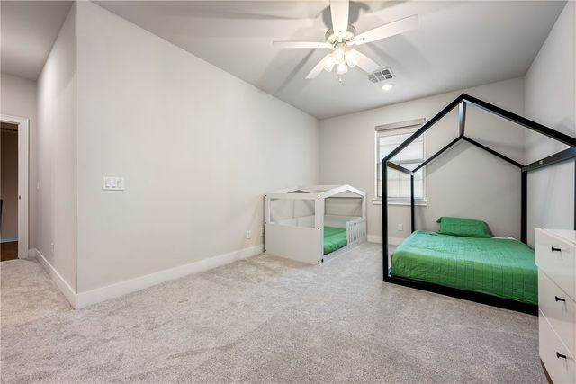 2036 N Dutton Place, Fayetteville, AR 72703