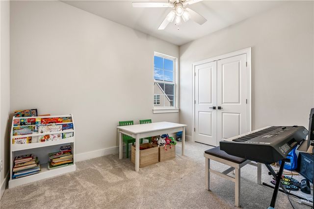 2036 N Dutton Place, Fayetteville, AR 72703