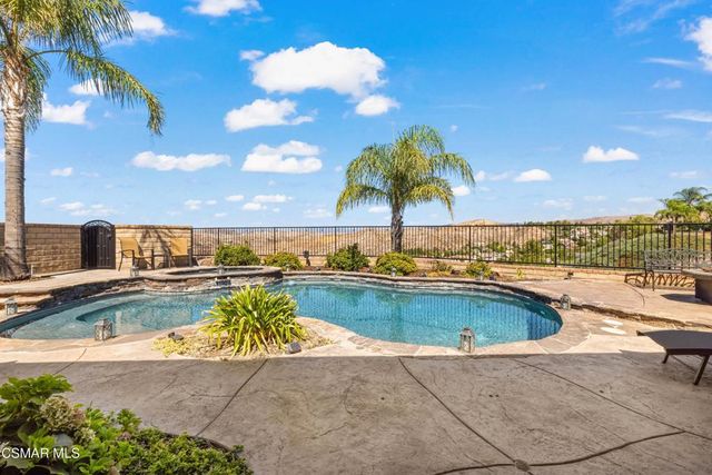 29475 Sequoia Road, Canyon Country, CA 91387