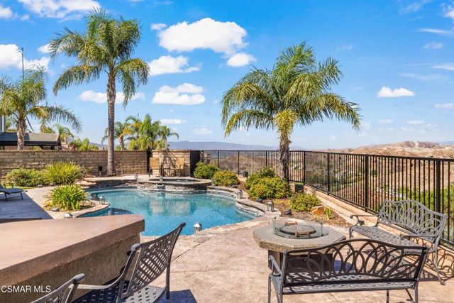 29475 Sequoia Road, Canyon Country, CA 91387