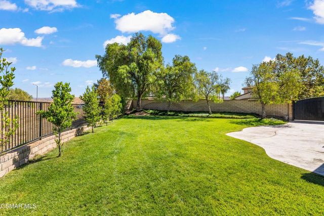 29475 Sequoia Road, Canyon Country, CA 91387