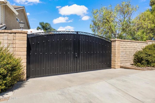29475 Sequoia Road, Canyon Country, CA 91387