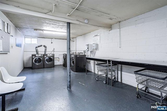 289 Essex H, Hackensack, NJ 07601