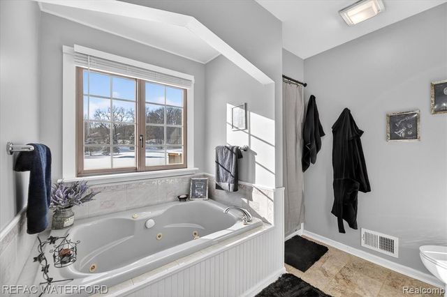 12687 Scott Road, Davisburg, MI 48350