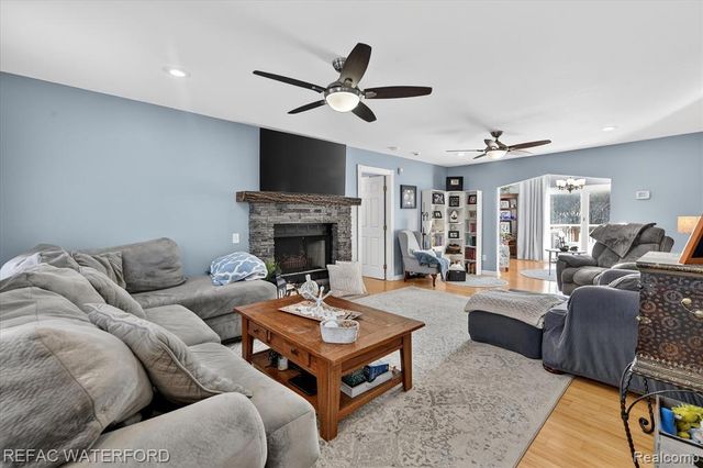 12687 Scott Road, Davisburg, MI 48350