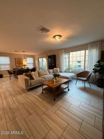 2905 S COLORADO Street, Chandler, AZ 85286