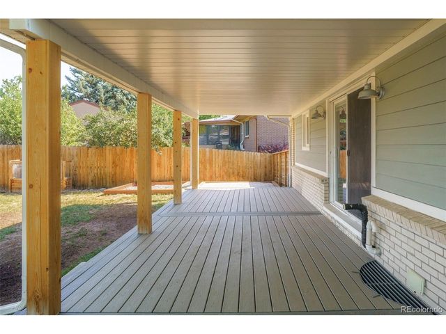 2291 S Zang Ct, Lakewood, CO 80228