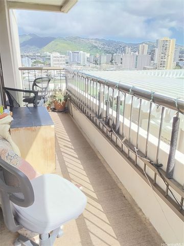2333 Kapiolani Boulevard 1008B, Honolulu, HI 96826
