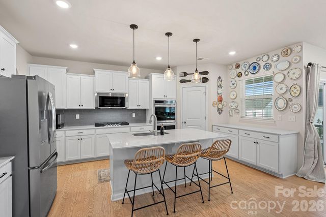 262 Abersham Drive, Mooresville, NC 28115