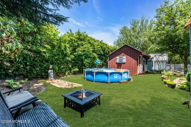 24 Foster Street, Middletown, NJ 07701