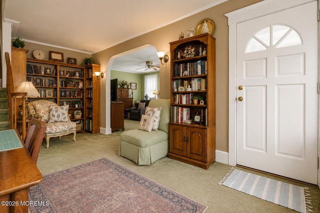 24 Foster Street, Middletown, NJ 07701
