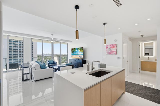 3100 N Ocean Drive H-1506, Singer Island, FL 33404