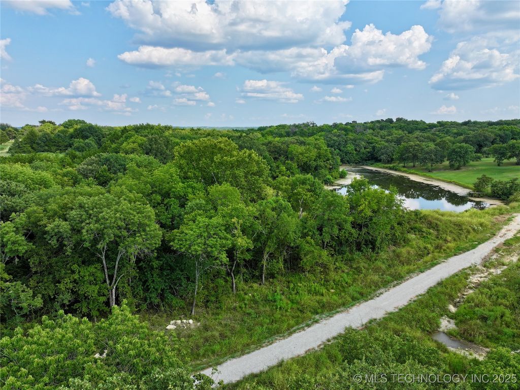 034 E Buffalo Springs Court, Sulphur, OK 73086