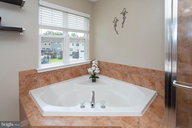 655 BURR OAK CT, Prince Frederick, MD 20678