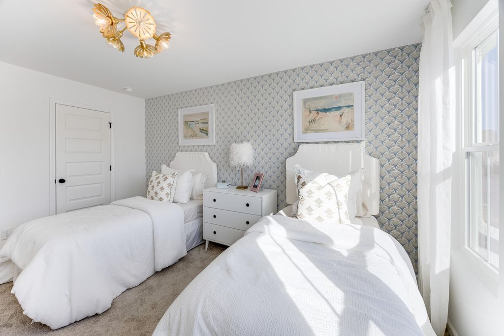 Image 6 of property listing at 268 Harvest Grove Lane, Summerville, SC 29485