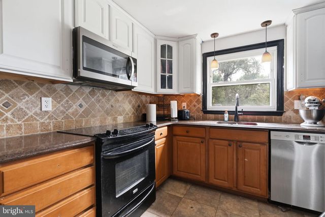 295 DORIS AVE, Southampton, PA 18966