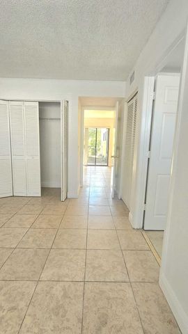 1641 Balfour Point Drive A, West Palm Beach, FL 33411