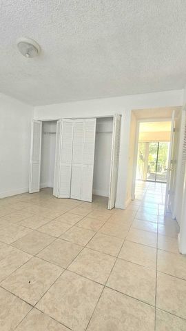 1641 Balfour Point Drive A, West Palm Beach, FL 33411
