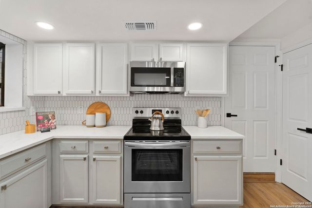 15314 Artesian Oaks, San Antonio, TX 78232