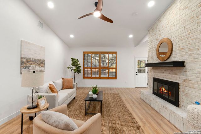 15314 Artesian Oaks, San Antonio, TX 78232