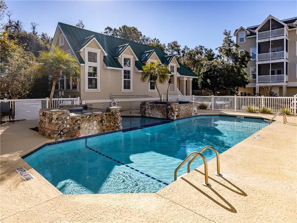 109 Shady Brook Circle, 301, St. Simons Island, GA 31522