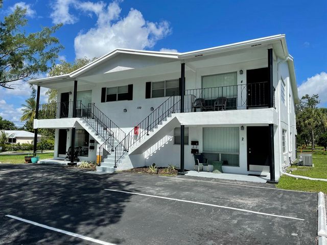 199 SW 15th Street 3, Boca Raton, FL 33432