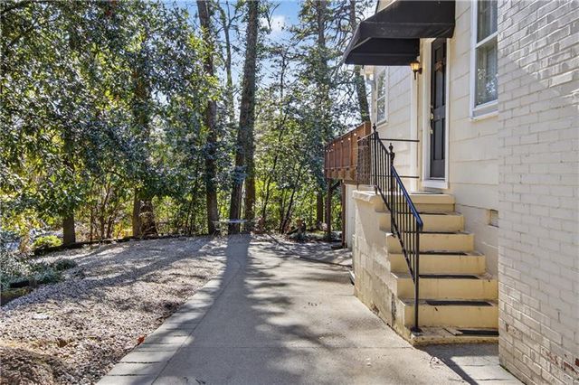 613 Pelham Road NE, Atlanta, GA 30324