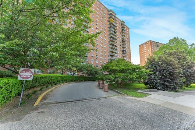 825 Morrison Avenue 16A, Bronx, NY 10473