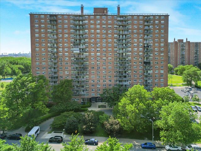 825 Morrison Avenue 16A, Bronx, NY 10473