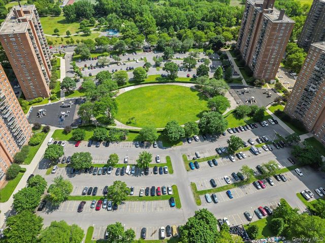 825 Morrison Avenue 16A, Bronx, NY 10473