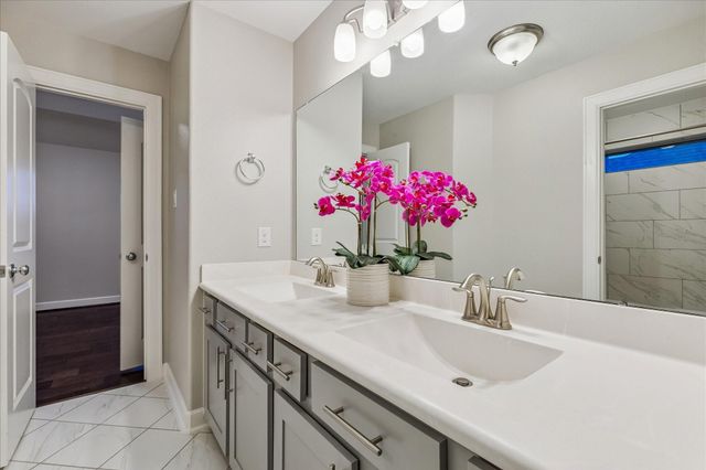 4226 Evergreen Drive, Friendswood, TX 77546
